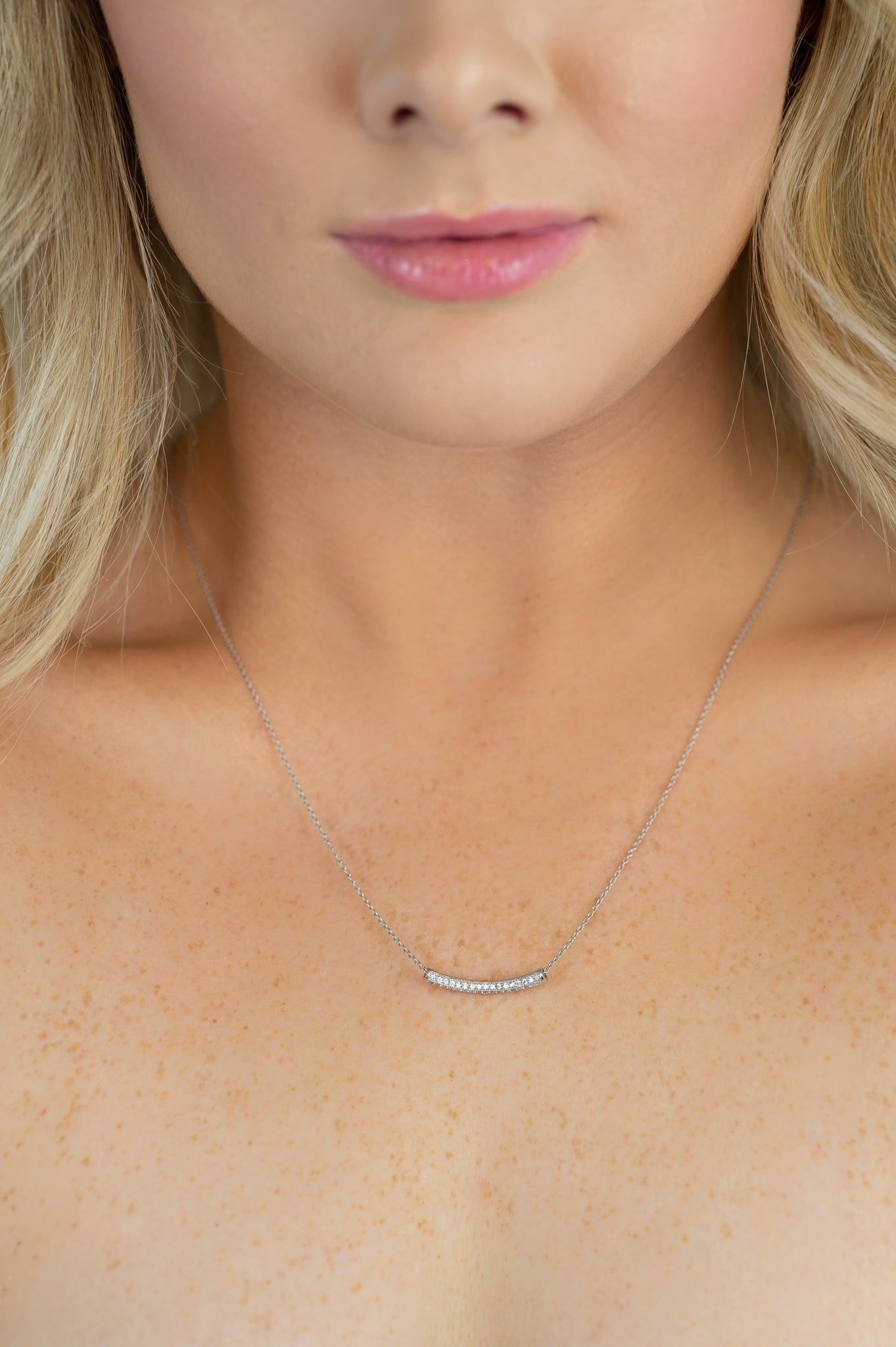 18k White Gold plated Dainty Trendy necklace